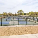 5 Mi To Area Attractions Home With Hot Tub
