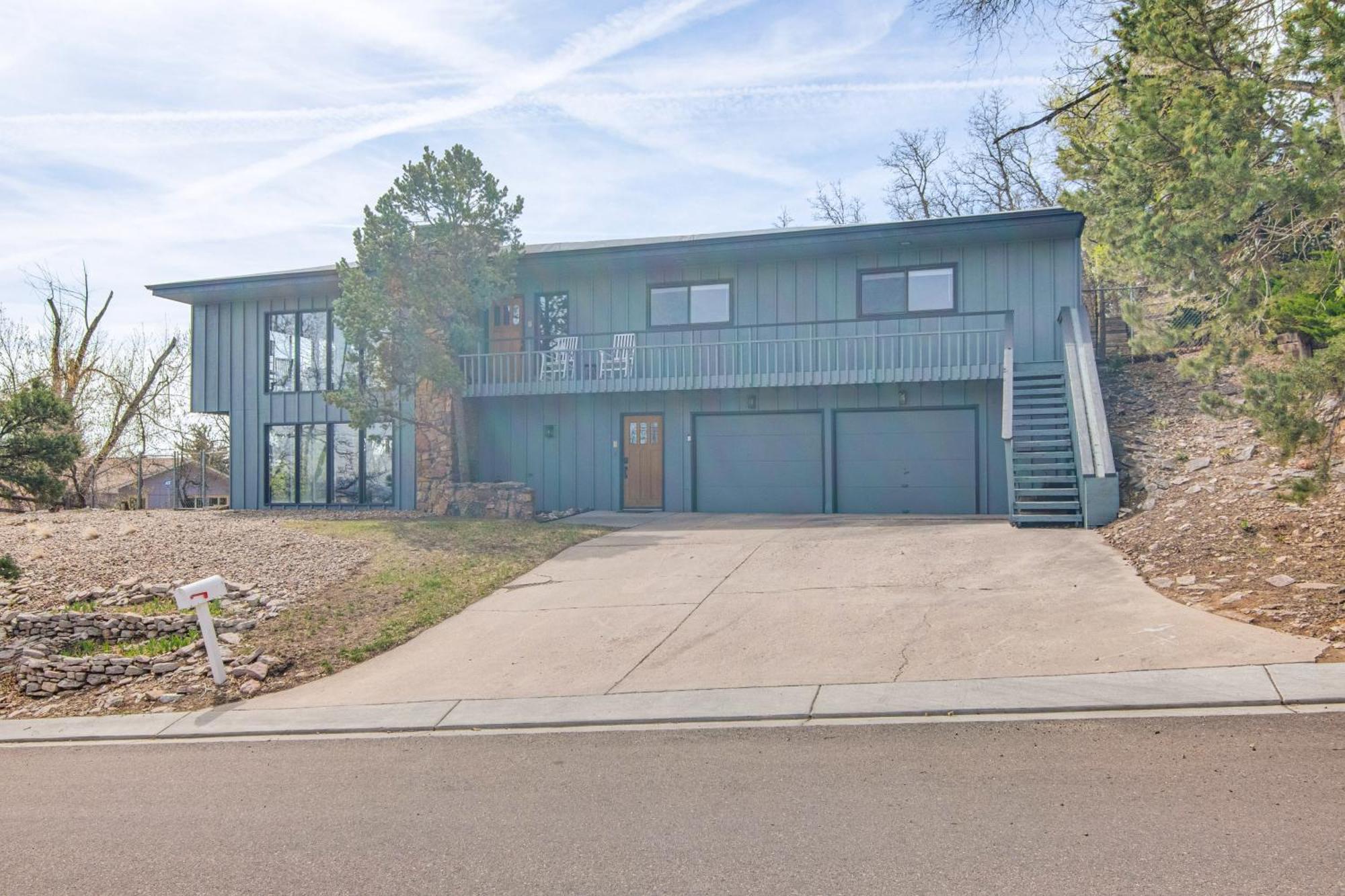 Holiday home 5 Mi To Area Attractions With Hot Tub Colorado Springs